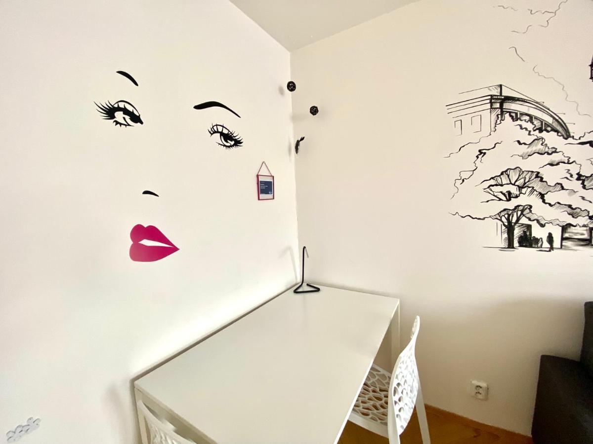 Fantastic Apartment In The City Center プラハ エクステリア 写真