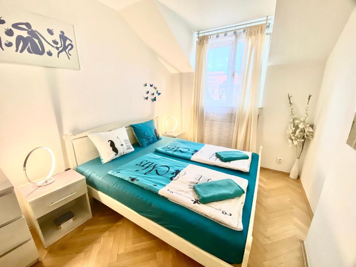 Fantastic Apartment In The City Center プラハ エクステリア 写真