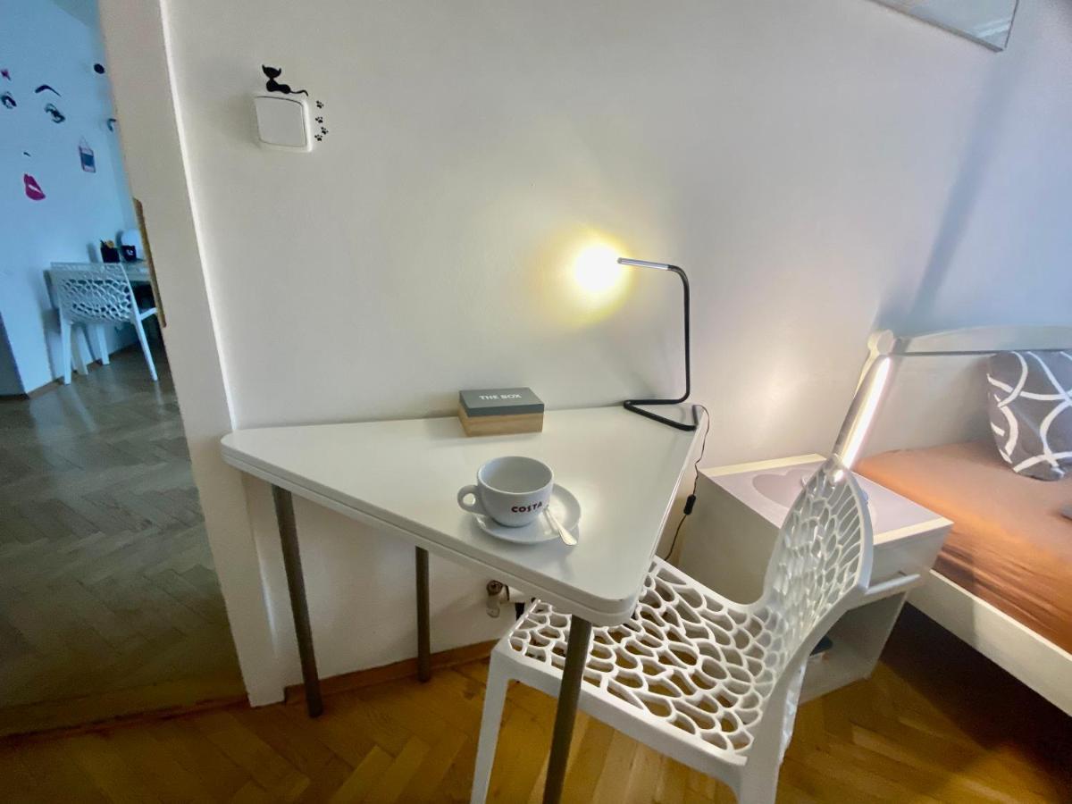 Fantastic Apartment In The City Center プラハ エクステリア 写真